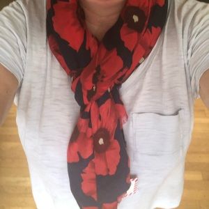 Poppy print scarf